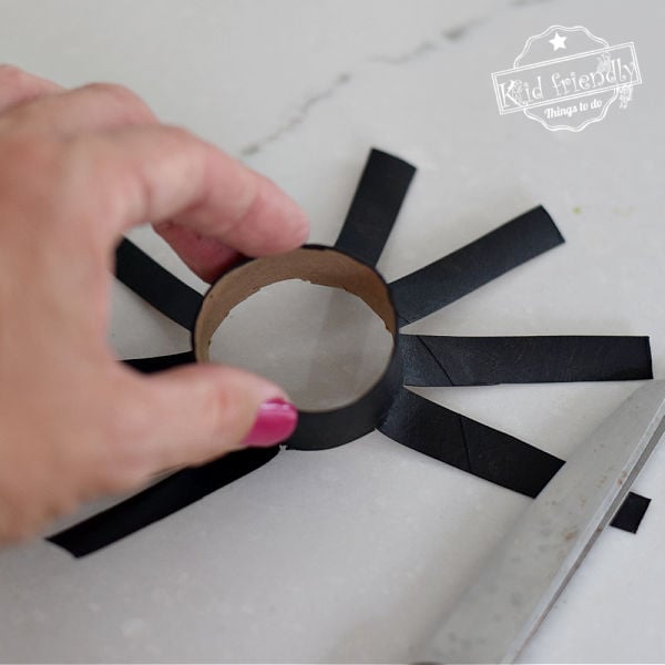 how to make a toilet paper tube spider