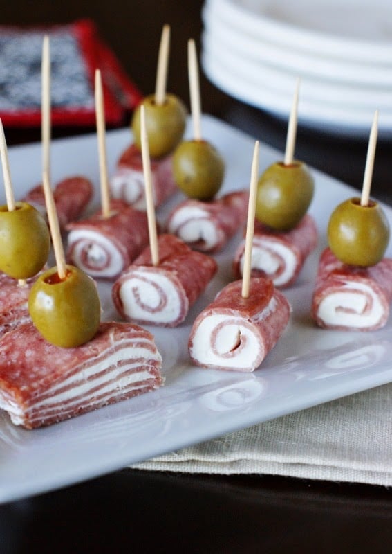 Over 31 Easy Holiday Appetizers to Make for Thanksgiving, Christmas, New Year's Eve, Super Bowl, etc... You get the idea. We need simple, crowd pleasing, make ahead, and delicious appetizers to feed the masses! Come on in and check out Over 31 Easy Holiday Appetizers to Make for Christmas, New Year's Eve and All of Your Parties Simple and Delicious!... www.kidfriendlythingstodo.com